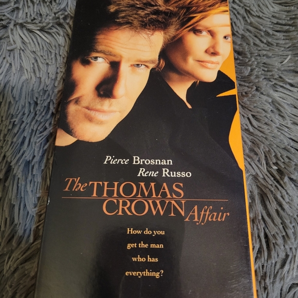 The Thomas Crown Affair VHS Movie (1999) - Picture 2 of 9